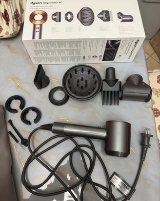 Dyson supersonic