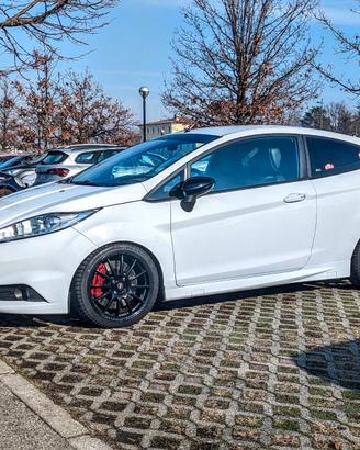 Fiesta ST 182