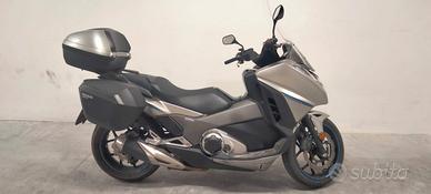 Scooter Honda Integra 750 2019 Sport set valigie