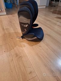 Seggiolino bambini per macchina