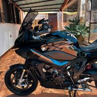 BMW s1000xr TRIPLE BLACK
