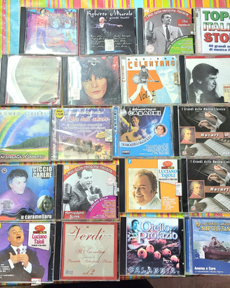 Raccolta di CD musicali ORIGINALI alcuni imballati
