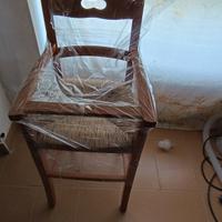 seggiolone di legno per bambini