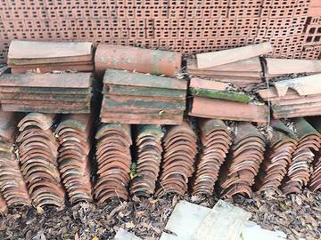 Lotto coppi d'epoca di recupero materiale edile 