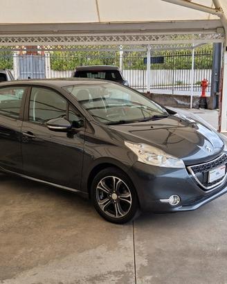 Peugeot 208 1.4 HDi 68cv 5 porte Allure