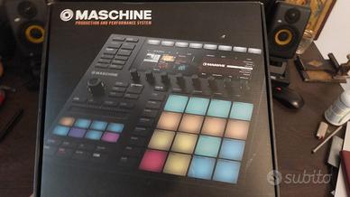 Native Instruments Maschine MK3 Black 290€