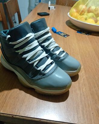 Jordan 11  senza scatola