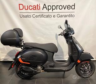 Piaggio Vespa 310 GTS Supersport
