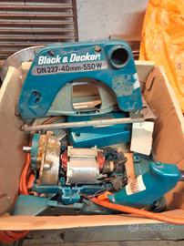 Sega circolare portatile Black & Decker DN227