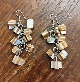 Orecchini in madreperla 