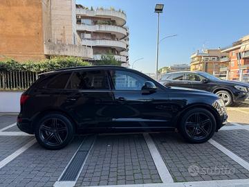 Audi Q5 S Line quattro 170cv S tronic TOTAL BLACK 