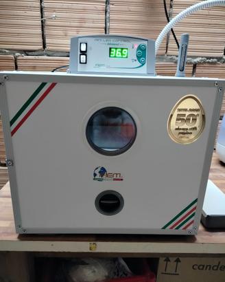 Incubatrice fiem 50