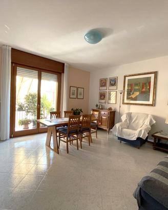 Quadrilocale con ampi spazi