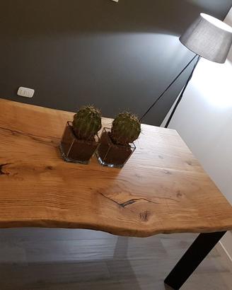 tavolo in rovere rustico scotecciato gambe ferro