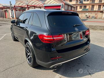 mercedes GLC  4.3 4Matic AMG cv367