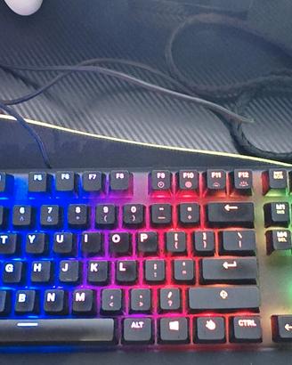 Tastiera gaming RGB steelseries Apex pro meccanica