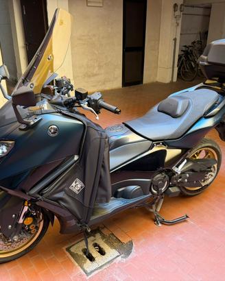 Tmax 560 Tech Max