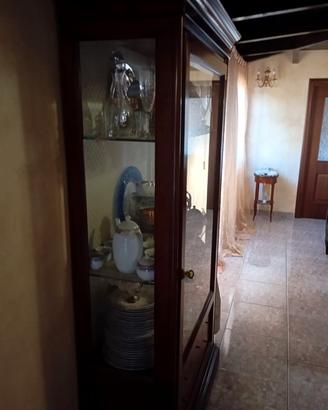 vetrina in legno 