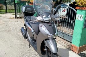 Honda SH 300