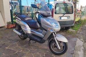 Scooter Yamaha XC 300