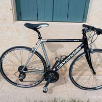 Bicicletta da passeggio/touring Cannondale