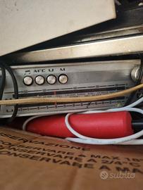 vecchie radio anni 70 80 da sistemare 