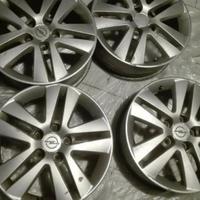 cerchi in lega Opel Astra h da 16pollici
