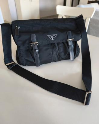 messenger tracolla Prada Nylon e pelle vintage 