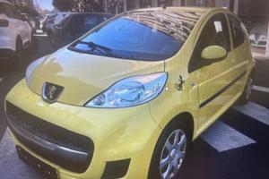 Peugeot 107 1.0 68CV 5p. Plaisir