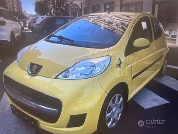 Peugeot 107 1.0 68CV 5p. Plaisir