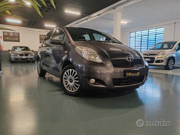 Toyota Yaris 1.3 5 porte Sol