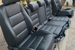 LEGGERE,  Sedili golf 5 in pelle riscaldabili