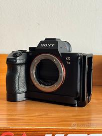 Fotocamera Sony A7 III + Scheda Sd 128gb