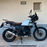 Royal Enfield Himalayan 411 super accessoriata