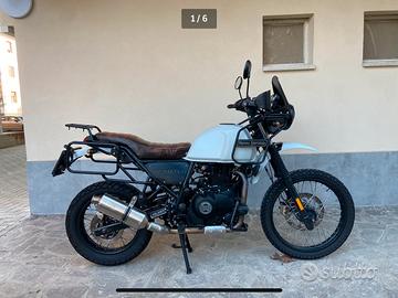 Royal Enfield Himalayan 411 super accessoriata