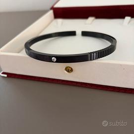 Girocollo rigido con punto luce