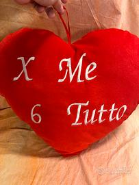 Cuscino cuore rosso con dedica