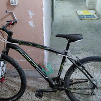 Bicicletta hard tail