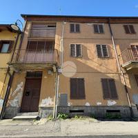 CASA SEMINDIPENDENTE A CUORGNÈ