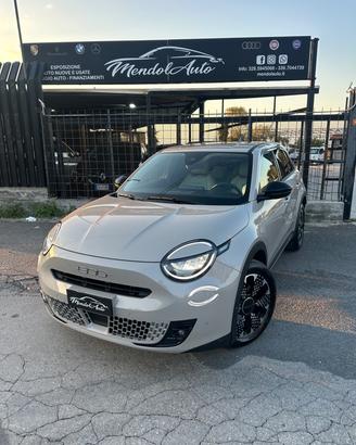 Fiat 600 Hybrid 100 CV DCT MHEV La Prima
