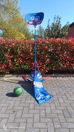 canestro e palla da basket 🏀