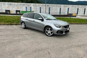 Peugeot 308 2018 cambio automatico