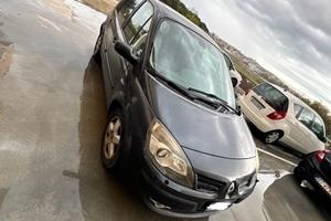 Auto Renault Scenic