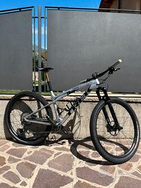 trek supercaliber 9.8 xt 2024 L