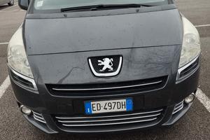 Peugeot 5008 - 7 posti 