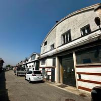 CAPANNONE A PIEVE EMANUELE