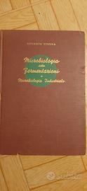 libro di microbiologia