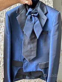 Abito da sposo nuovo mai usato taglia 52