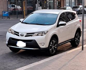Toyota rav 4 anno 2014