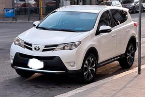 Toyota rav 4 anno 2014